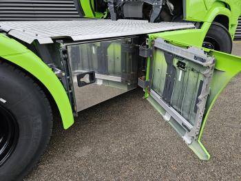 S730 V8 6x4 / FULL AIR / RETARDER